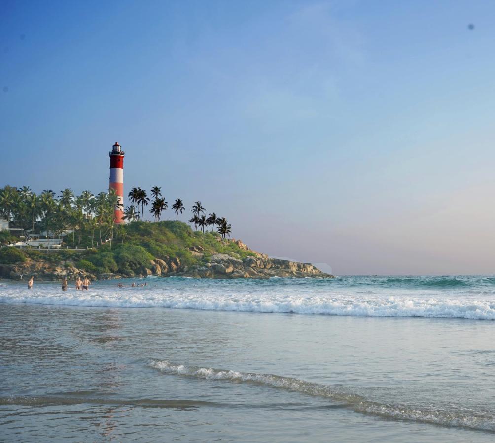 Ocean Bay Ayurvedic Beach Resort โกวาลัม ภายนอก รูปภาพ